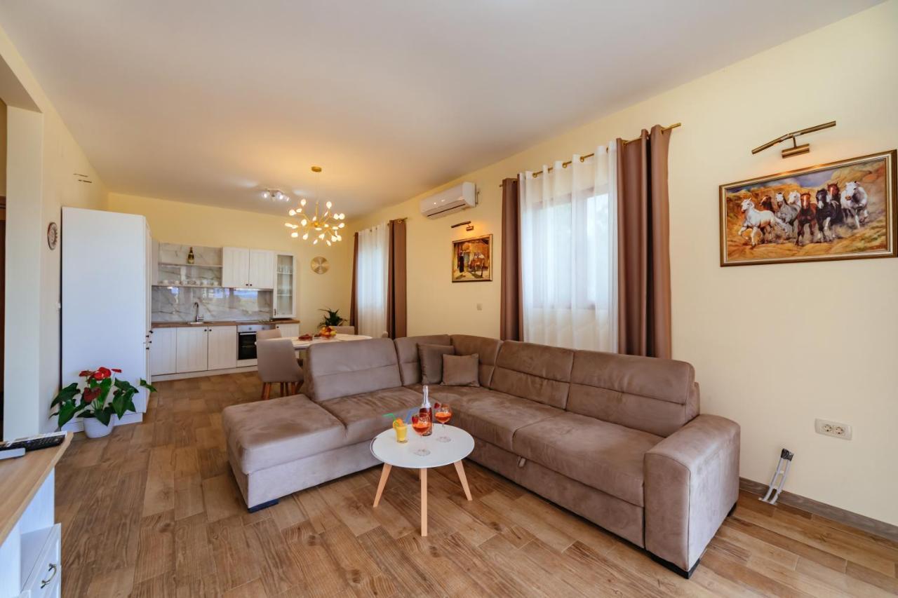 Holiday Home Sea Petrovac ภายนอก รูปภาพ