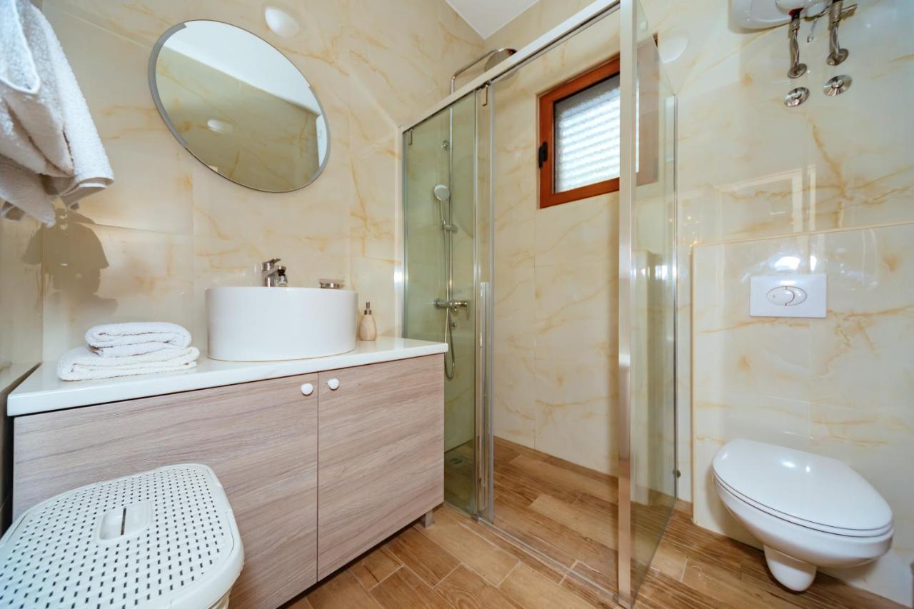 Holiday Home Sea Petrovac ภายนอก รูปภาพ