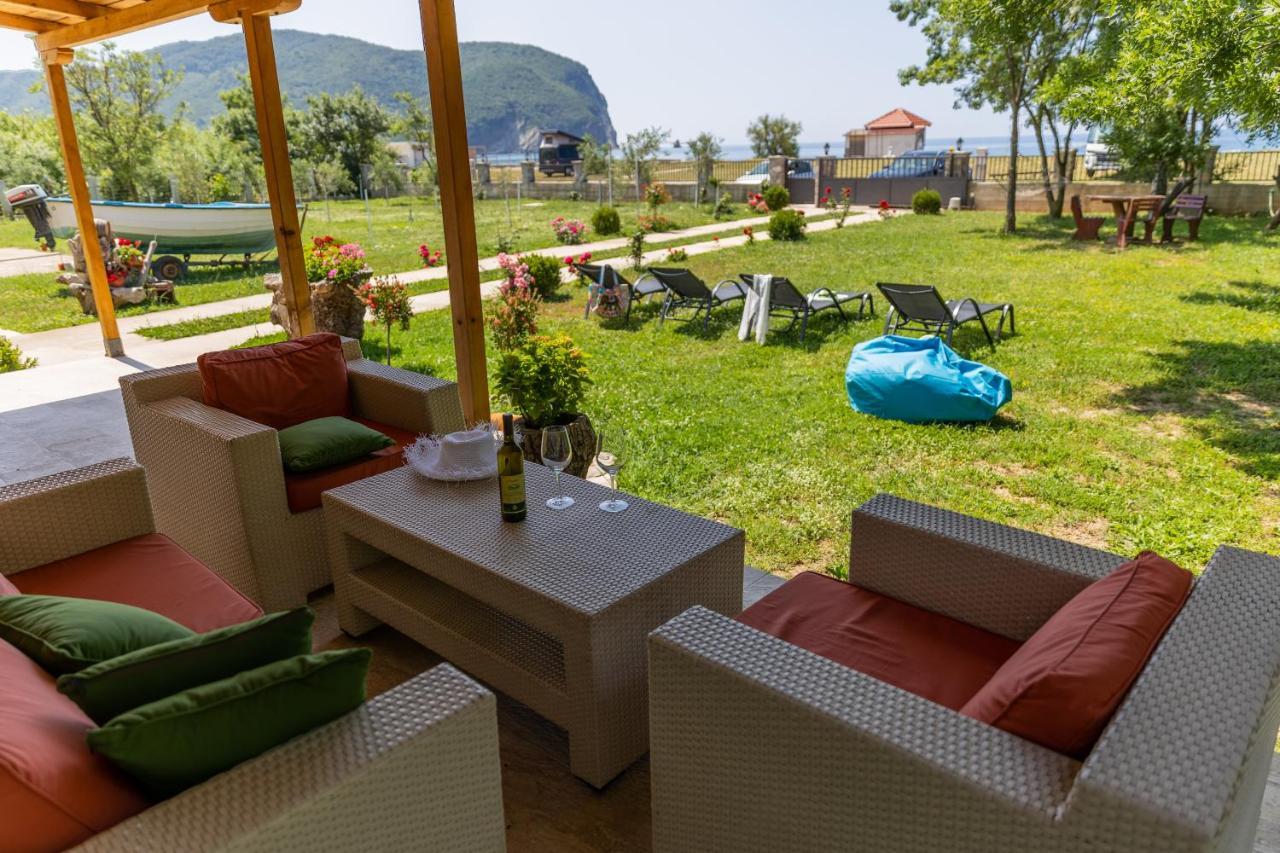 Holiday Home Sea Petrovac ภายนอก รูปภาพ